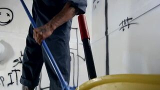 Urinal tear up - Bo Sinn and Tony Carusso Yankee drill