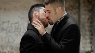 man gravy four poke LUVING CRIMINALS