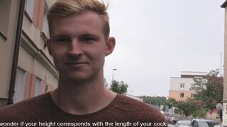 Inked-up chap taking a chubby ten-Pounder in his cock-squeezing a-gap