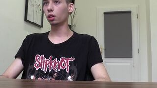 Messy Scout: Youthfull, Petite, and Rising to the Top