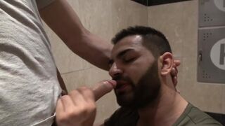 ClubBangBoys: Persian inexperienced enjoys sans a condom hand job