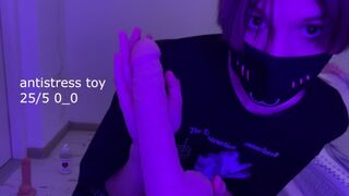 Ginormous bussy to attempt fake penis