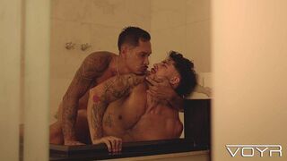 MARKIN HUNK: Exclusive time in the douche with Joshua Mateo