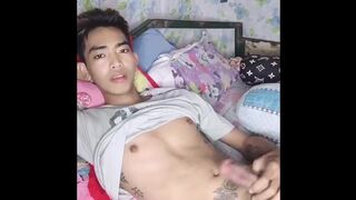 Alex Dy Jacking Off One Kinky Morning